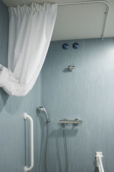Professional Senior Shower Installation